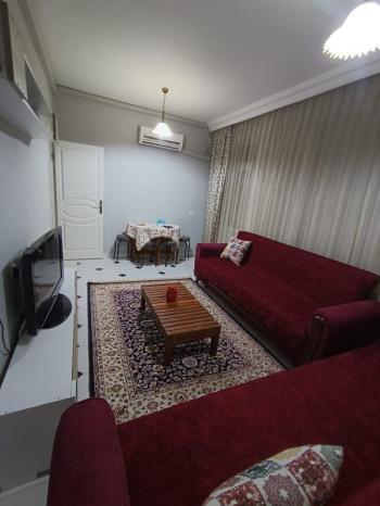 Salı Pazarı İçin'de 2+1 Full Eşyalı Kiralık Daire Mahmutlar Alanya