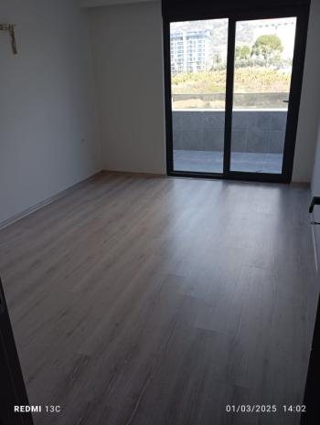 Flora Conner Sitesi 2+1 Dublex Boş Daire Mahmutlar/Alanya
