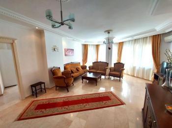 Akdeniz AVM Yakınında 3+1 Eşyalı Kiralık Daire Mahmutlar Alanya