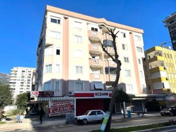 Akdeniz AVM Yakınında 3+1 Eşyalı Kiralık Daire Mahmutlar Alanya