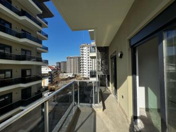 YENİ SİTE İÇERİSİNDE 1+1 EŞYASIZ DAİRE ALANYA MAHMUTLAR