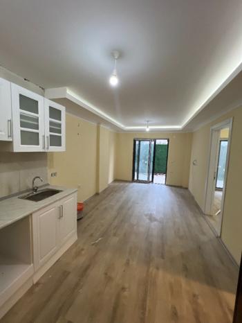 ALANYA MAHMUTLAR'DA UZUN DÖNEM KİRALIK 1+1 DAİRE 