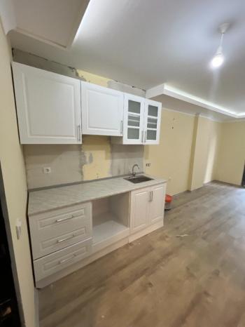ALANYA MAHMUTLAR'DA UZUN DÖNEM KİRALIK 1+1 DAİRE 