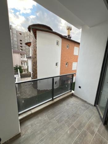 ALANYA MAHMUTLAR'DA UZUN DÖNEM KİRALIK 1+1 DAİRE