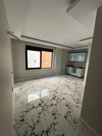 ALANYA MAHMUTLAR'DA UZUN DÖNEM KİRALIK 1+1 DAİRE