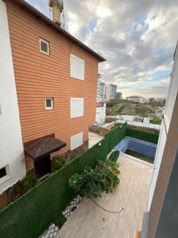 ALANYA MAHMUTLAR'DA UZUN DÖNEM KİRALIK 1+1 DAİRE