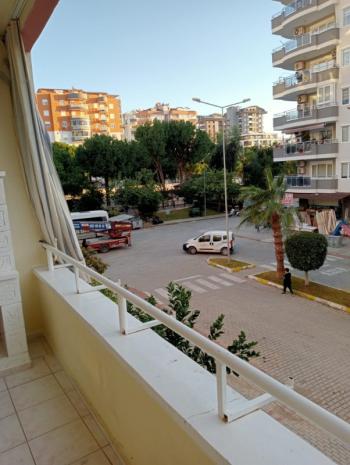 ALANYA MAHMUTLAR'DA 2+1 EŞYASIZ KİRALIK DAİRE