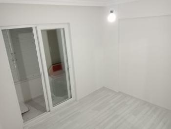 ALANYA MAHMUTLAR'DA 2+1 EŞYASIZ KİRALIK DAİRE