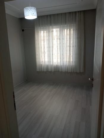 ALANYA MAHMUTLAR'DA 2+1 EŞYASIZ KİRALIK DAİRE