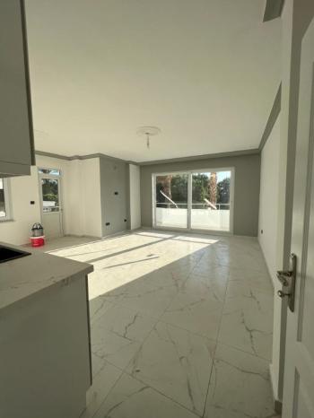 ALANYA MAHMUTLAR' DA 3+1 EŞYASIZ KİRALIK DAİRE