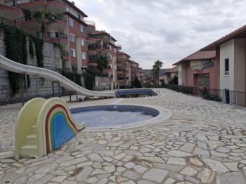 SOYSAL RESORT EŞYALI 3+1 DUBLEKS KİRALIK DAİRE ALANYA MAHMUTLAR