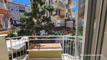 NİLAY SİTESİ 1+1 EŞYALI KİRALIK DAİRE ALANYA MAHMUTLAR 