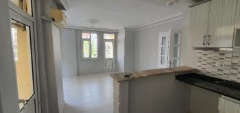 GURBETÇİLER APARTMANI 2+1 BOŞ KİRALIK DAİRE ALANYA MAHMUTLAR