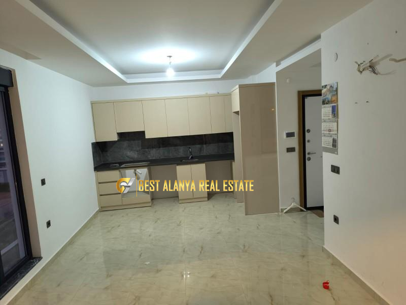 Site Kavşağı 2+1 Boş Kiralık Daire Mahmutlar Alanya