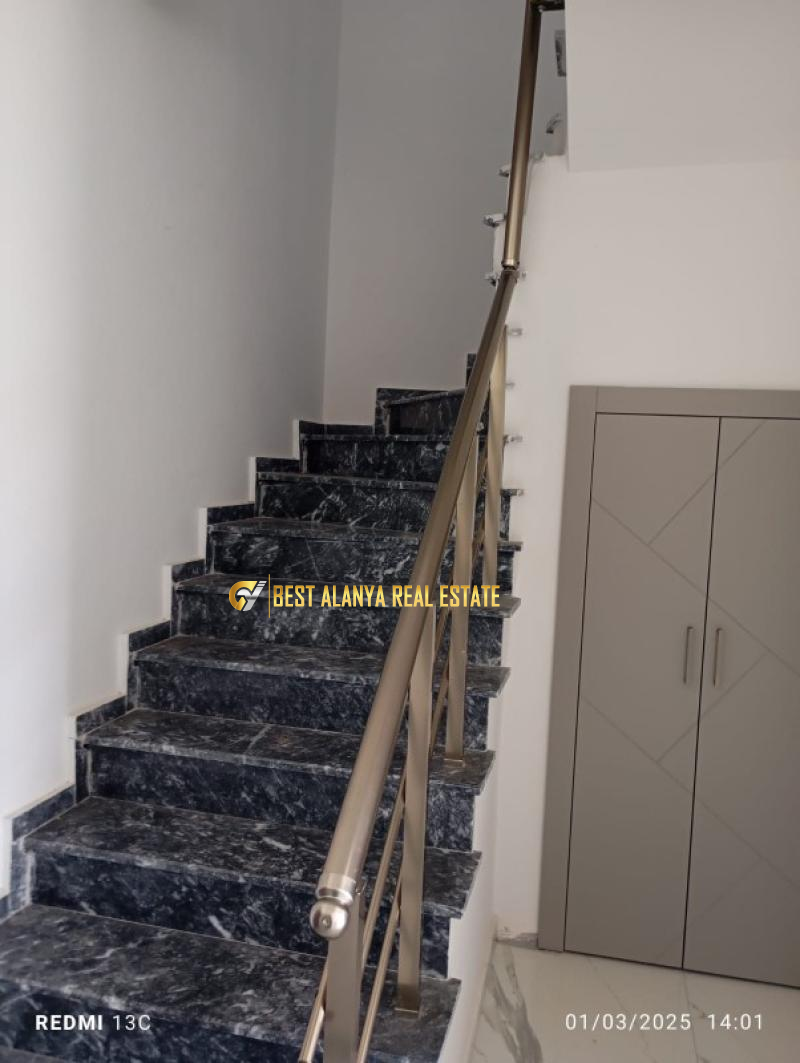 Flora Conner Sitesi 2+1 Dublex Boş Daire Mahmutlar/Alanya