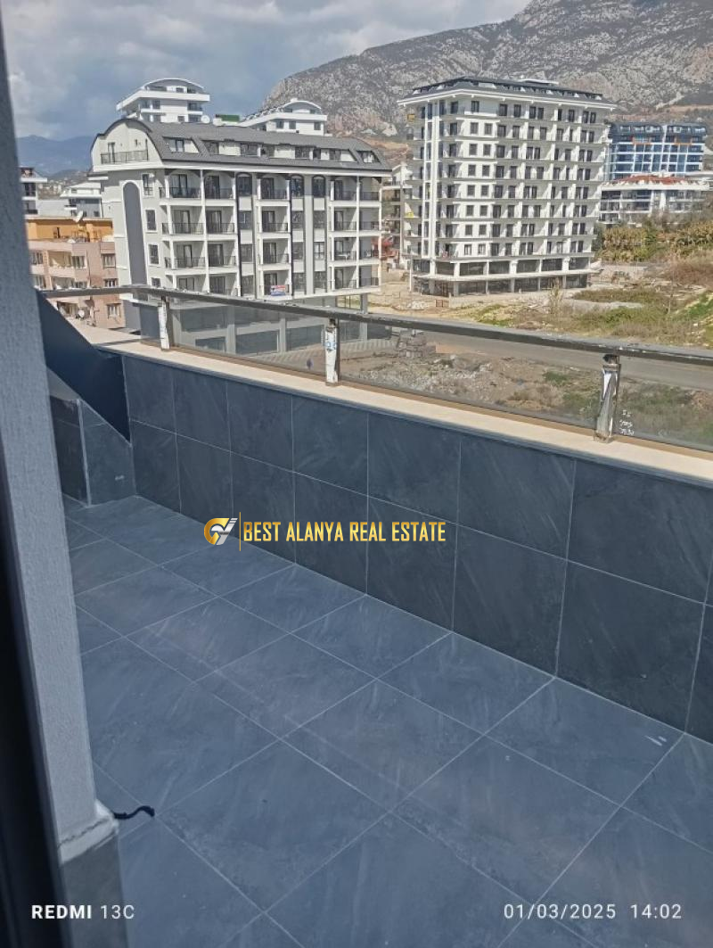 Flora Conner Sitesi 2+1 Dublex Boş Daire Mahmutlar/Alanya