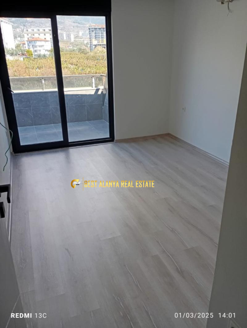 Flora Conner Sitesi 2+1 Dublex Boş Daire Mahmutlar/Alanya