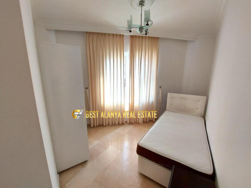 Akdeniz AVM Yakınında 3+1 Eşyalı Kiralık Daire Mahmutlar Alanya