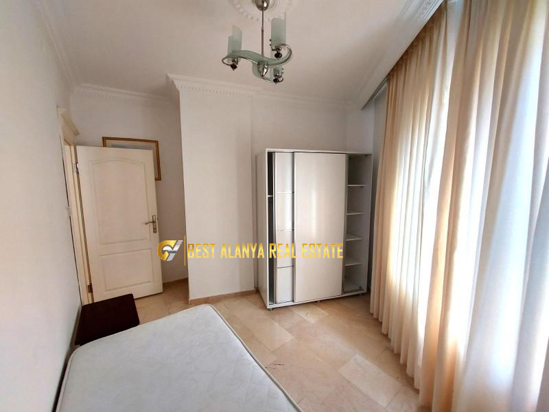 Akdeniz AVM Yakınında 3+1 Eşyalı Kiralık Daire Mahmutlar Alanya