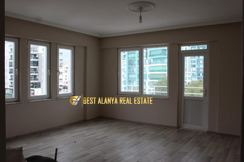 Çağdaş Sitesi Denize Sıfır 2+1 Boş Daire 100m2 15.000TL