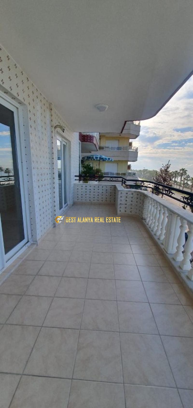 CEBECİ 6 SİTESİ A BLOK 2+1 EŞYASIZ DAİRE ALANYA MAHMUTLAR