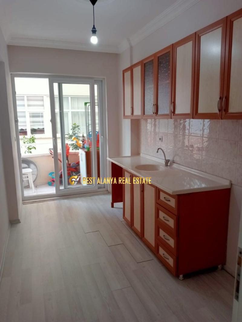 ALANYA MAHMUTLAR'DA 2+1 EŞYASIZ KİRALIK DAİRE