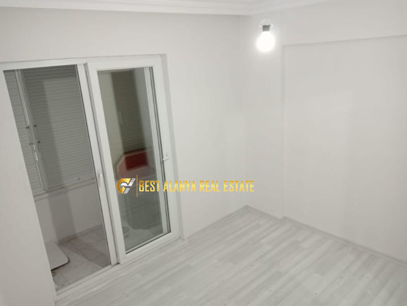 ALANYA MAHMUTLAR'DA 2+1 EŞYASIZ KİRALIK DAİRE