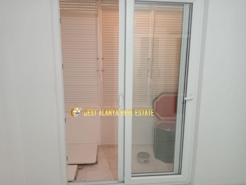 ALANYA MAHMUTLAR'DA 2+1 EŞYASIZ KİRALIK DAİRE