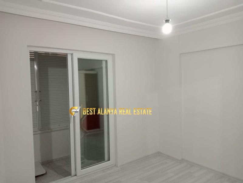 ALANYA MAHMUTLAR'DA 2+1 EŞYASIZ KİRALIK DAİRE