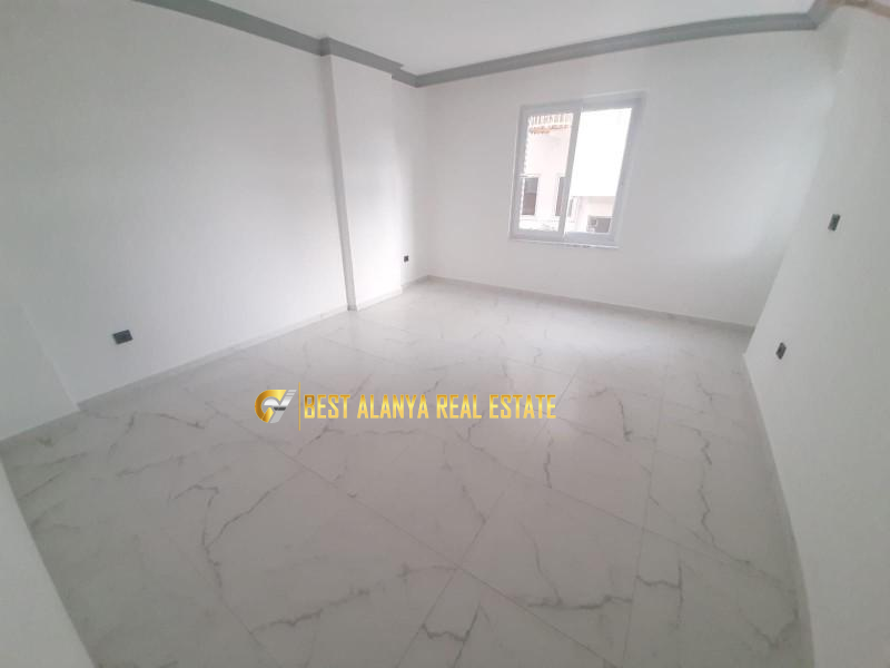 ALANYA MAHMUTLAR' DA 3+1 EŞYASIZ KİRALIK DAİRE