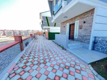 Didim Efeler Mahallesinde İmbat Koyu Manzaralı 3+1 Tam Müstakil Ultra Lüks Villa EK- 885