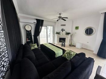 Akbük'teki Elysıum Sitesin De Deniz Manzaralı Müstakil Havuzlu Bahçeli Satılık 4+1 Villa (1262
