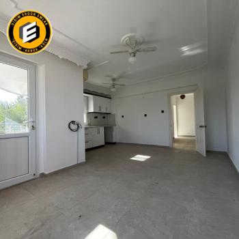 Didim Çamlık mh. 2+1 Ayrı Mutfak Cadde üzeri orta kat kelepir daire ! Ek-1166