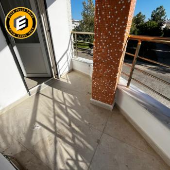 Didim Çamlık mh. 2+1 Ayrı Mutfak Cadde üzeri orta kat kelepir daire ! Ek-1166