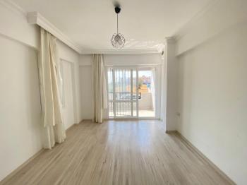 ÇAMLIK MAHALLESİN DE ARA KAT AYRI MUTFAK 2+1 SATILIK DAİRE ( EK : 1231)