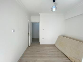 ÇAMLIK MAHALLESİN DE ARA KAT AYRI MUTFAK 2+1 SATILIK DAİRE ( EK : 1231)