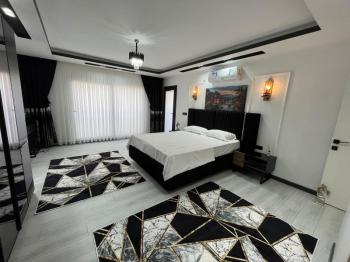 Didim Efeler Mahallesin De Satılık 4+1 Eşyalı Ve Havuzlu Müstakil Villa Ek-939