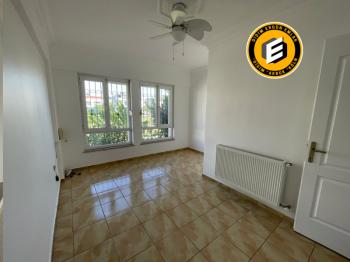 Didim Efeler Mahallesin de Satılık 4+1 Müstakil Villa EK-1007