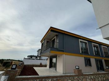 Didim Hisar Mahallesin de 3+1 Açık Mutfak Satılık Villa (EK :1069 )