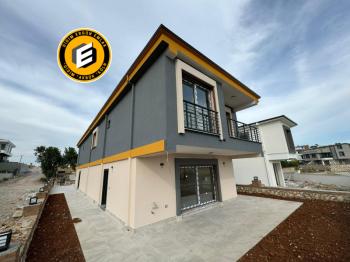 Didim Hisar Mahallesin de 3+1 Açık Mutfak Satılık Villa (EK :1069 )