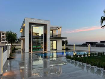 Didim Ergün Emlak'tan Satılık Efeler Mh. Sıfır 4+1 AYRI MUTFAK HAVUZLU TAM MÜSTAKİL Villa! Ek- 5580