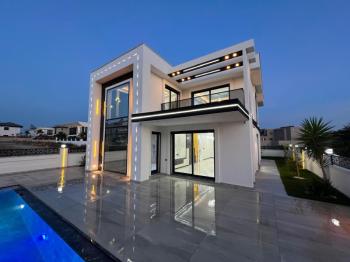Didim Ergün Emlak'tan Satılık Efeler Mh. Sıfır 4+1 AYRI MUTFAK HAVUZLU TAM MÜSTAKİL Villa! Ek- 5580