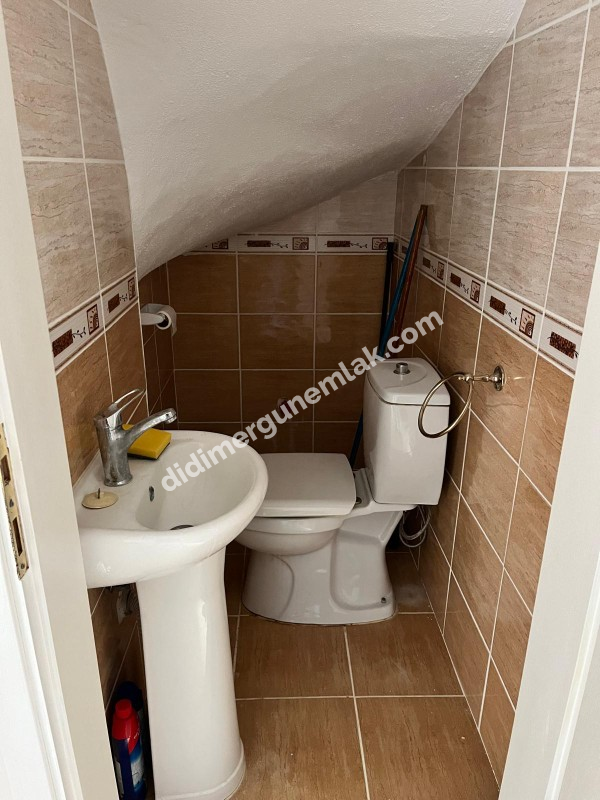 Satılık Denize Yakın Çamlık Mh. 3+1 Eşyalı Dubleks Daire (ek : 1302 )
