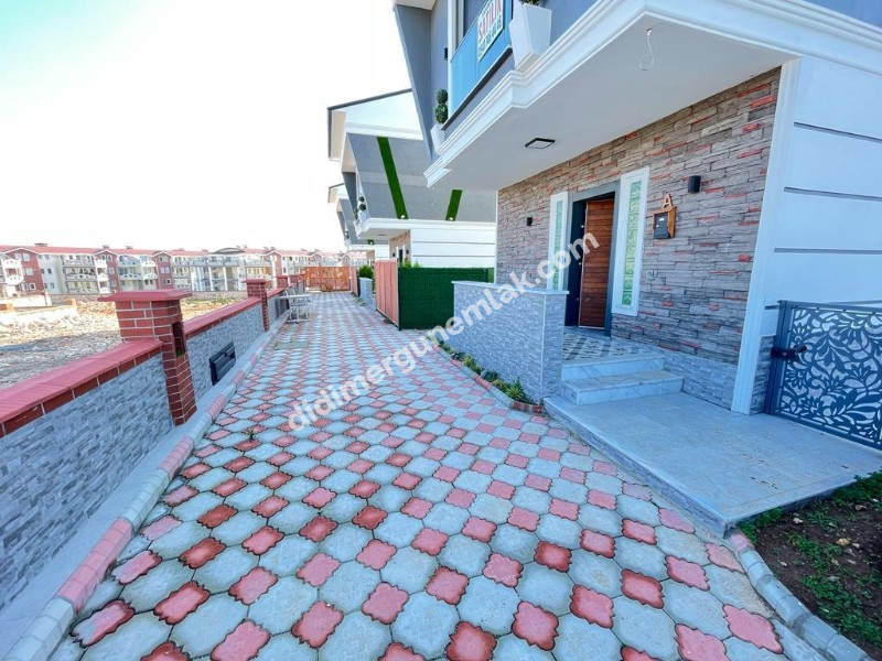 Didim Efeler Mahallesinde İmbat Koyu Manzaralı 3+1 Tam Müstakil Ultra Lüks Villa EK- 885