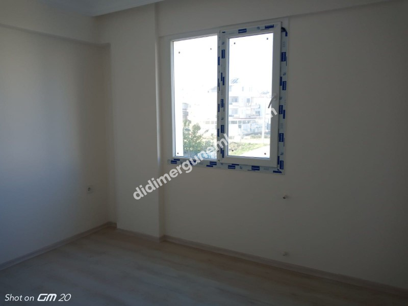 DİDİM CUMHURİYET MAHALLESİNDE ŞIK TASARIMLI 2+1 DAİRE EK- 424
