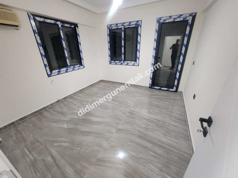Altınkum Yeşilkent de Denize 100 Metre Mesafede Bitişik Nizam Müstakil Girişli Villa ( ek: 1272 )
