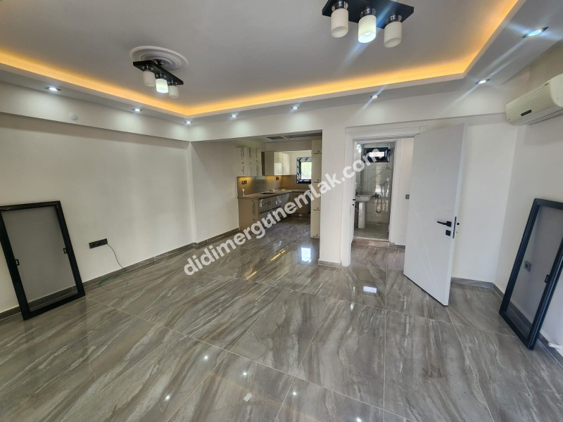Altınkum Yeşilkent de Denize 100 Metre Mesafede Bitişik Nizam Müstakil Girişli Villa ( ek: 1272 )