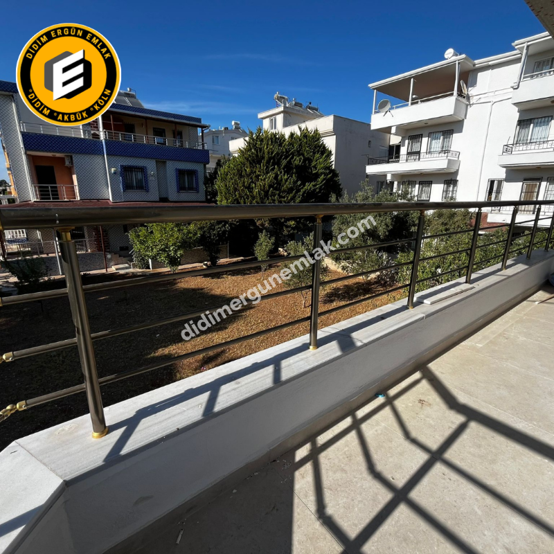 Didim Çamlık mh. 2+1 Ayrı Mutfak Cadde üzeri orta kat kelepir daire ! Ek-1166