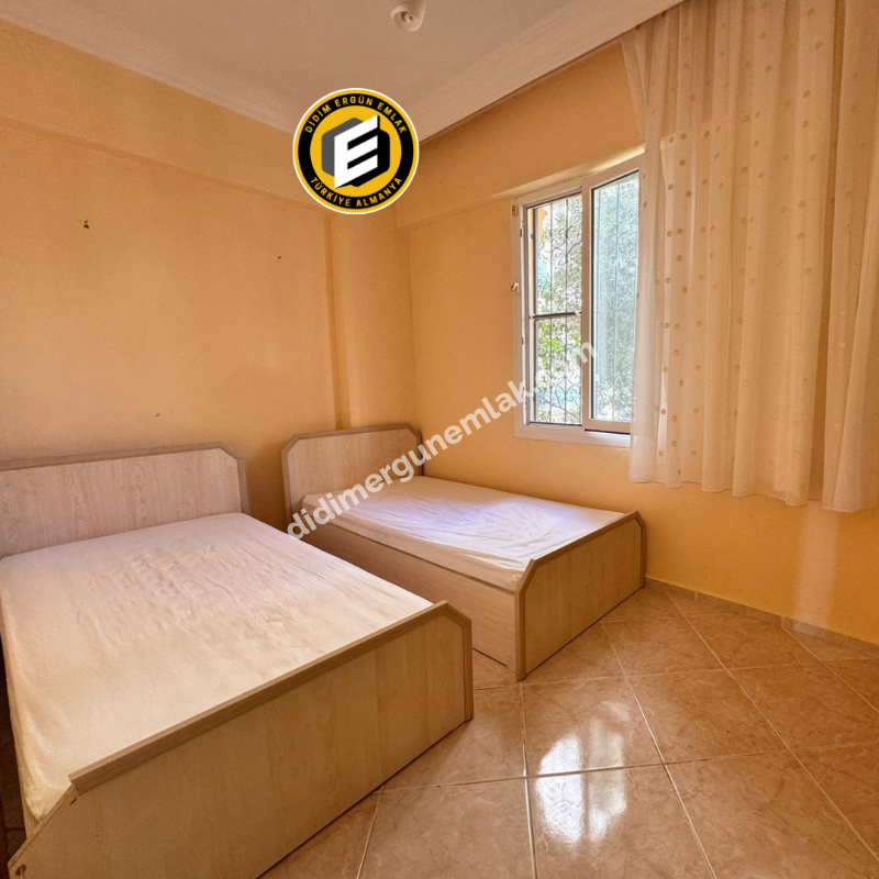 DİDİM ÇAMLIK MAHALLESİN DE ROYAL MARİNA SİTESİ MEVKİİN DE EŞYALI 2+1 AÇIK MUTFAK DAİRE (EK : 1239 )