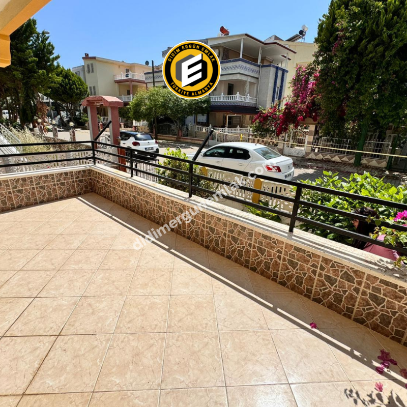 DİDİM ÇAMLIK MAHALLESİN DE ROYAL MARİNA SİTESİ MEVKİİN DE EŞYALI 2+1 AÇIK MUTFAK DAİRE (EK : 1239 )